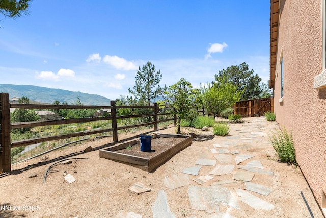 7601 Autumn Ridge Cir, Reno, NV 89523 - view of yard featuring a mountain view