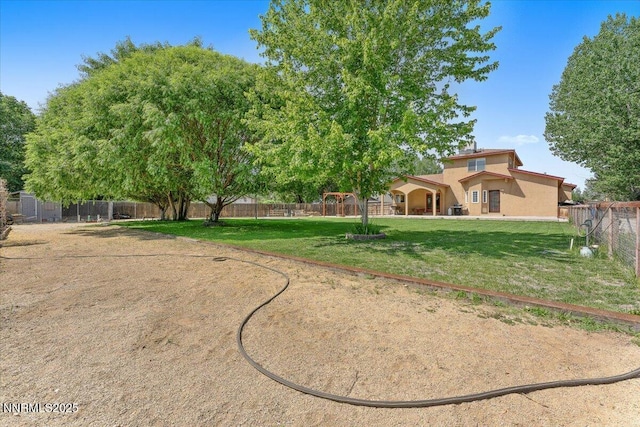 805 Samantha Cir, Fallon, NV 89406 - view of yard