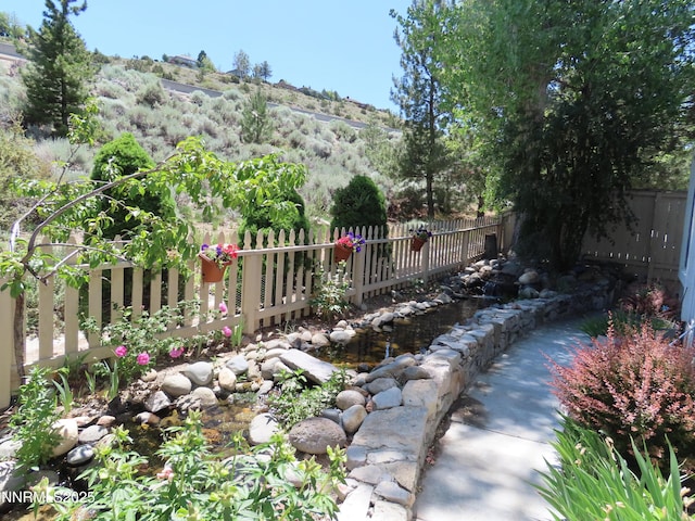 1570 Caughlin Creek Rd, Reno, NV 89519 - view of yard