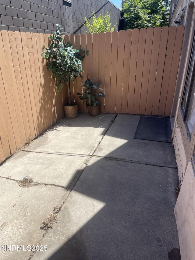 1560 Steven Ct, Sparks, NV 89431 - photo 7