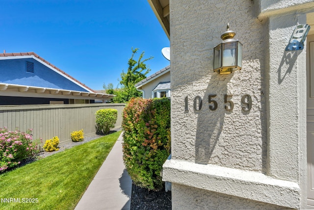 10559 Iron Point Cir, Reno, NV 89521 - view of yard