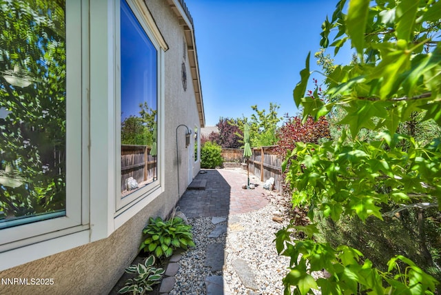10559 Iron Point Cir, Reno, NV 89521 - fenced backyard with a patio