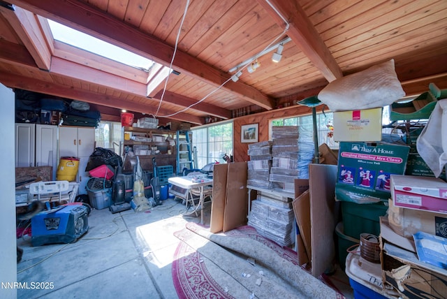 1650 Trabert Way, Sparks, NV 89431 - storage featuring a skylight