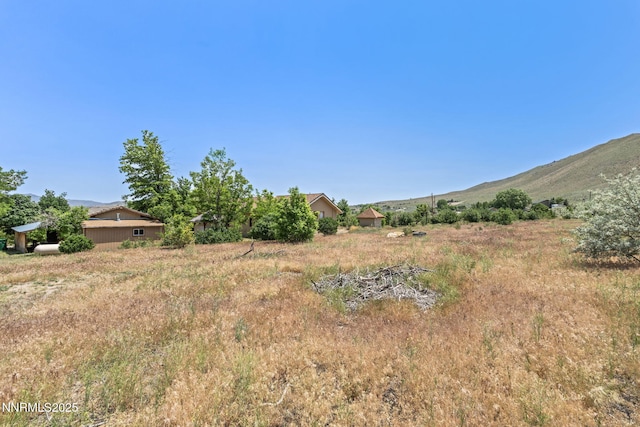 105 Rodeo Dr, Reno, NV 89508 - view of yard with a mountain view