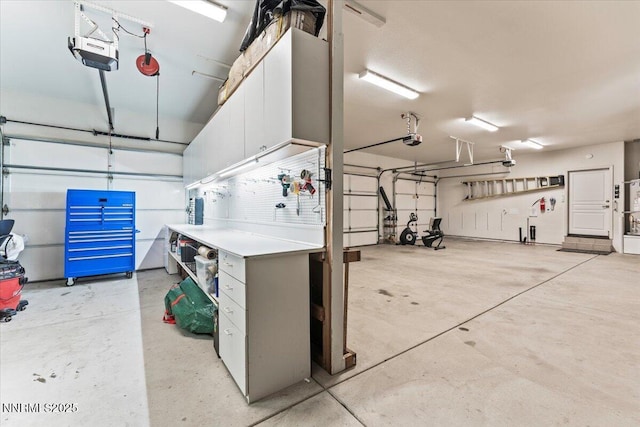 346 Wolf Run Ct, Reno, NV 89511 - garage featuring a garage door opener