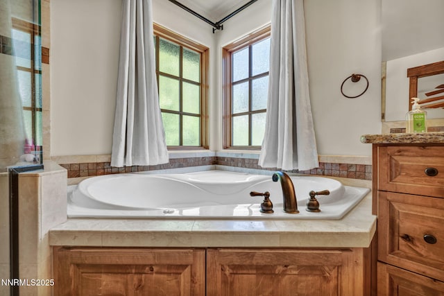 886 Rosewood Cir, Incline Village, NV 89451 - full bath with a garden tub and vanity