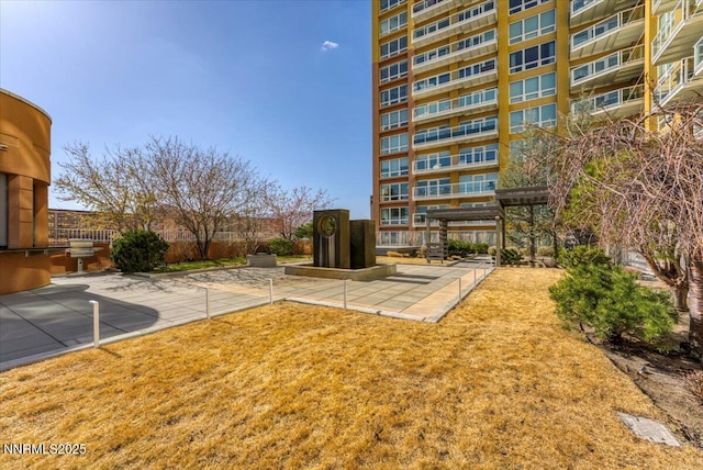 255 N Sierra St Unit 1709, Reno, NV 89501 - view of home's community with a patio area