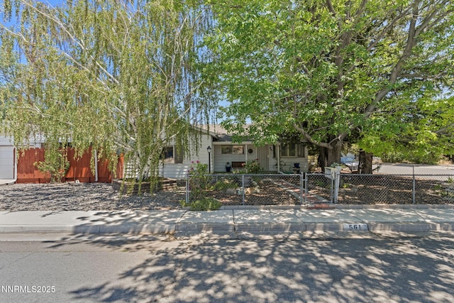 561 Ruth St, Carson City, NV 89701 - photo 4