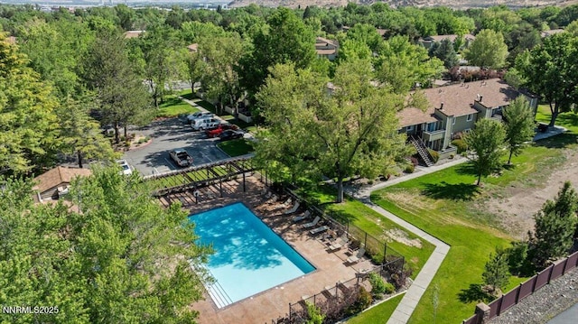 423 Barclay Ct, Reno, NV 89511 - bird's eye view of a pool area