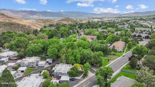 423 Barclay Ct, Reno, NV 89511 - aerial view of residential area with mountains