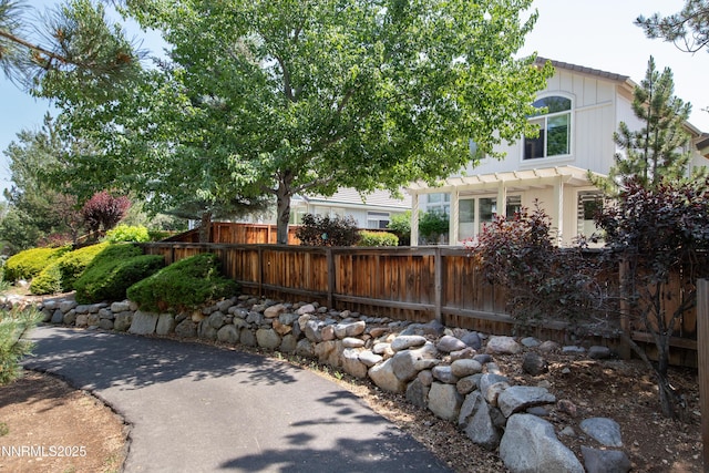 799 Caughlin Gln, Reno, NV 89519 - view of yard featuring a pergola