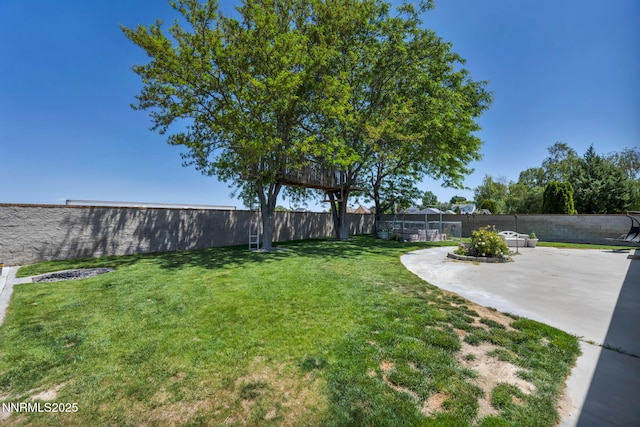 5595 Kluncy Canyon Rd, Winnemucca, NV 89445 - view of yard with a patio
