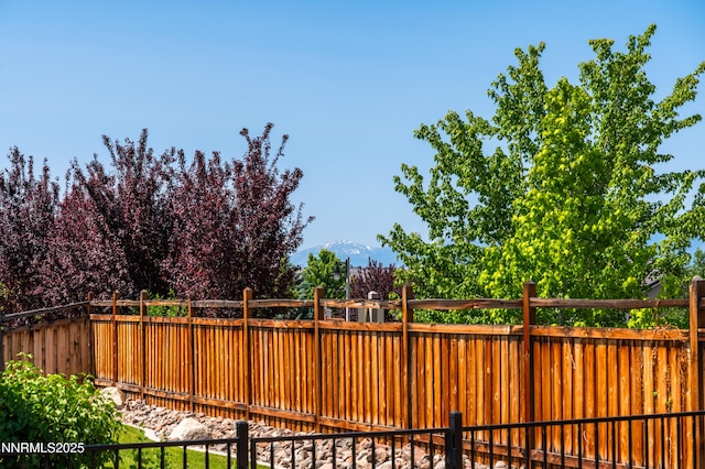 3720 Zoroaster Ct, Sparks, NV 89436 - view of yard