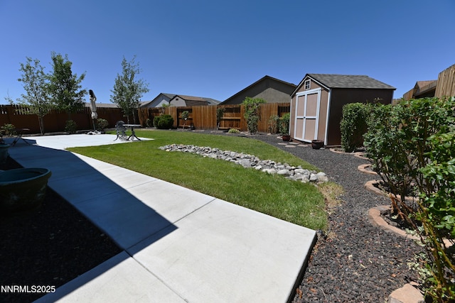 226 Red Oak Dr, Fernley, NV 89408 - fenced backyard featuring a patio and a storage unit