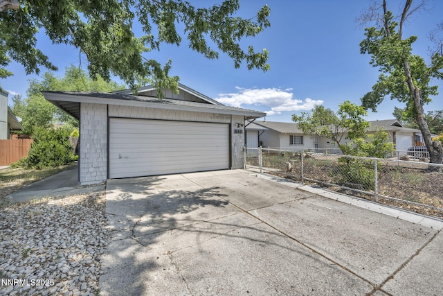 650 E York Way, Sparks, NV 89431 - ranch-style house with a garage