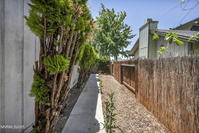 650 E York Way, Sparks, NV 89431 - view of yard