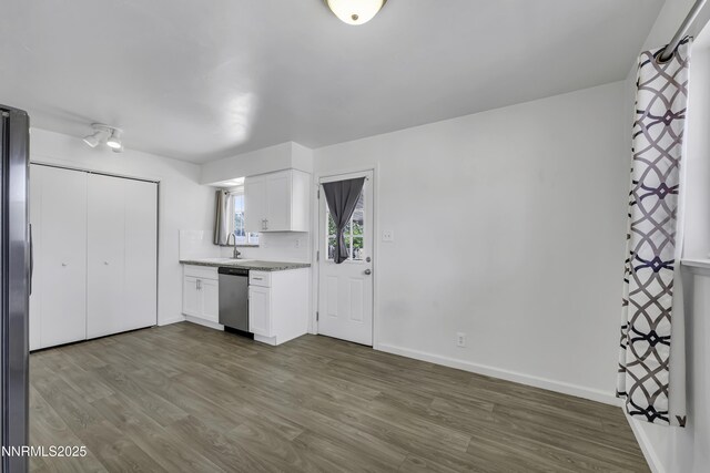 190 E Cedar St, Fernley, NV 89408 - photo 13