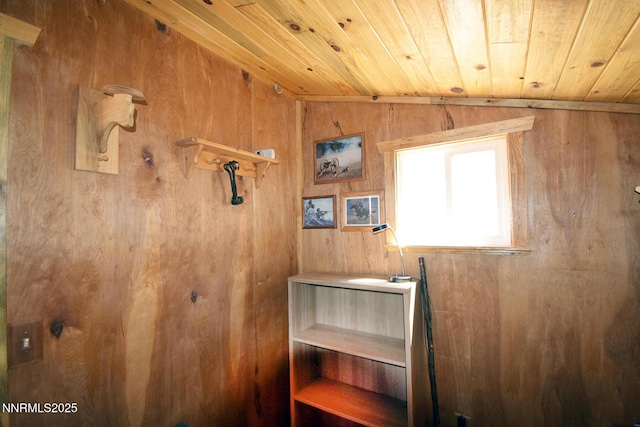 35 Count Fleet Ct, Reno, NV 89502 - detailed view of wood ceiling and wood walls