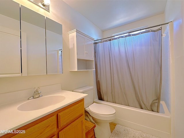 2657 Elizabeth Pkwy, Fallon, NV 89406 - bathroom with vanity, toilet, and shower / bath combo with shower curtain