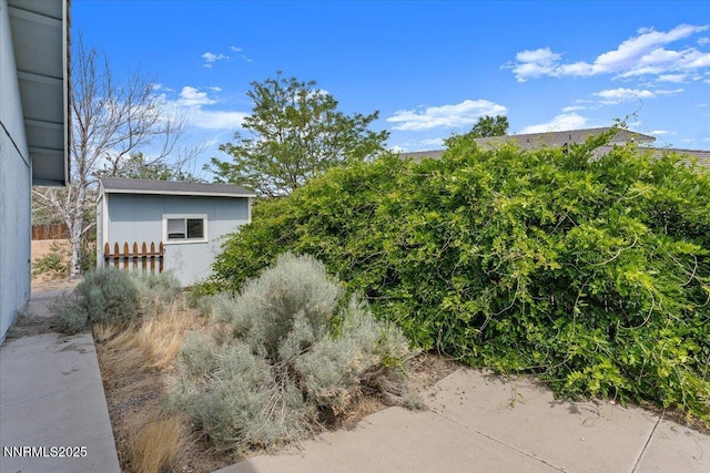 1372 Laser Ct, Sparks, NV 89436 - view of yard