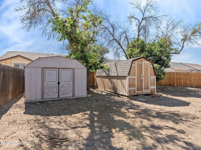 431 Michael Dr, Fallon, NV 89406 - fenced backyard with a shed