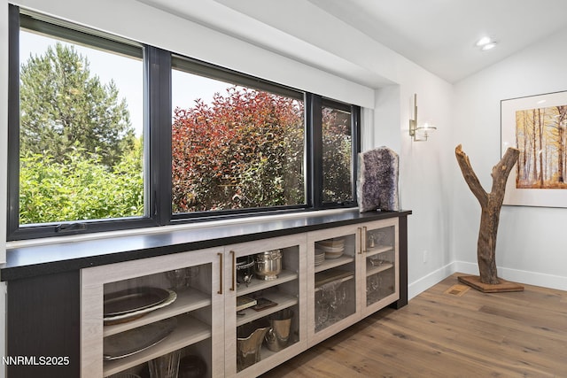 10594 Dixon Ln, Reno, NV 89511 - detailed view of wood finished floors and recessed lighting
