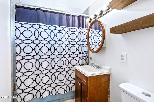 1009 E Robinson St, Carson City, NV 89701 - full bathroom with vanity and shower / bath combo