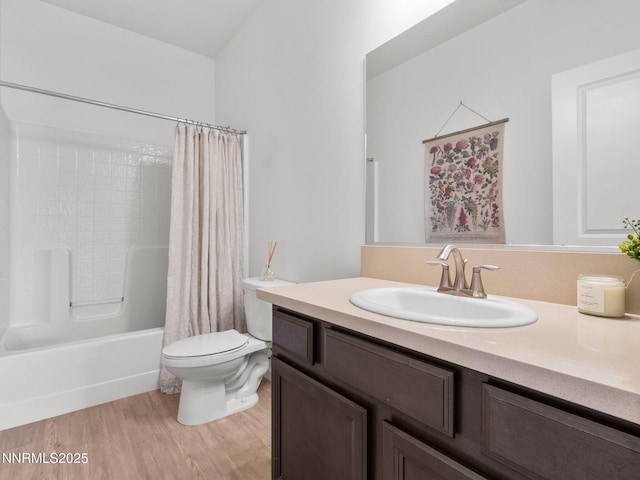 1332 Serenity Cir, Fernley, NV 89408 - full bathroom featuring vanity, wood finished floors, and shower / bath combo with shower curtain