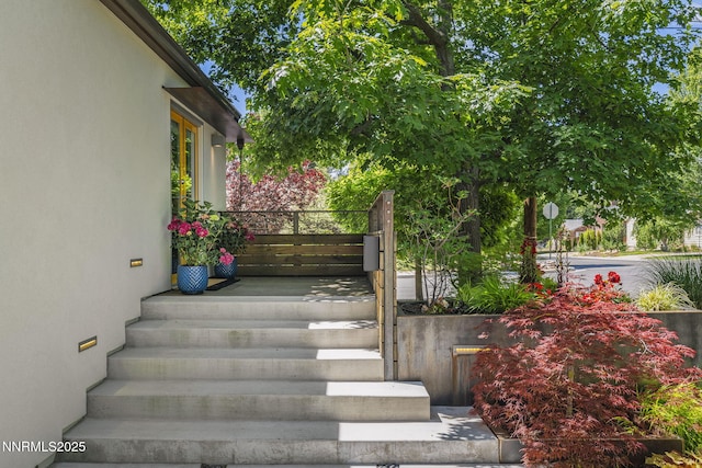 1296 Nixon Ave, Reno, NV 89509 - view of stairs