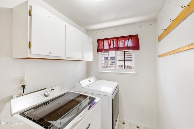 2960 Santa Ana Dr, Reno, NV 89502 - laundry area with washing machine and clothes dryer and cabinet space