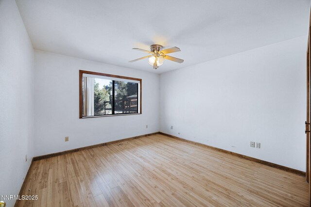 2260 Empire Rd, Reno, NV 89521 - unfurnished room with ceiling fan and light wood finished floors