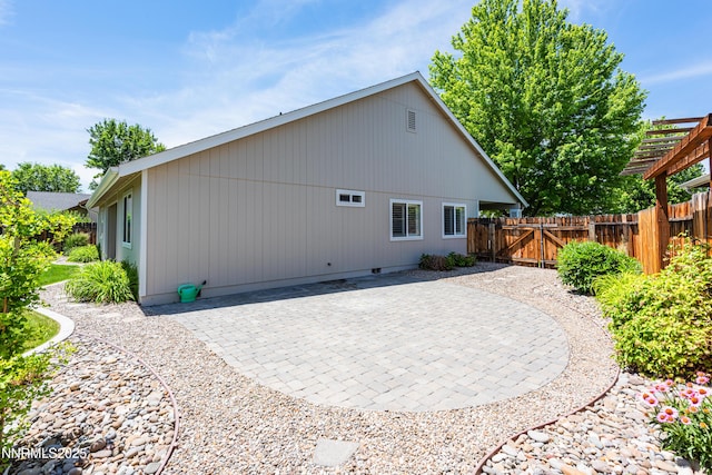 1421 Chiltern Ct, Gardnerville, NV 89410 - back of house with a patio