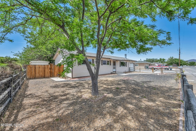 40 Granada St, Fernley, NV 89408 - photo 2