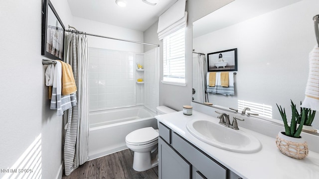 1784 Biotite Way Lot # 157, Sparks, NV 89436 - bathroom featuring vanity, shower / tub combo with curtain, and wood finished floors
