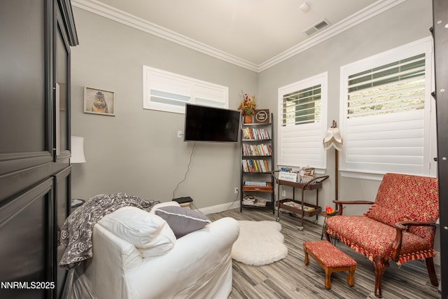 2092 Canterbury Ln, Carson City, NV 89703 - living room featuring wood finished floors and crown molding