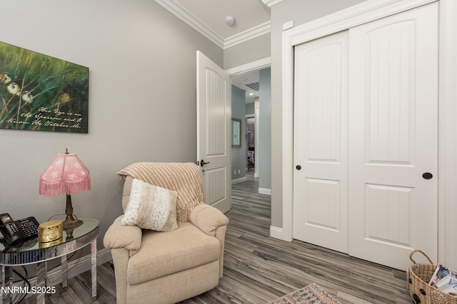 2092 Canterbury Ln, Carson City, NV 89703 - living area featuring ornamental molding and wood finished floors