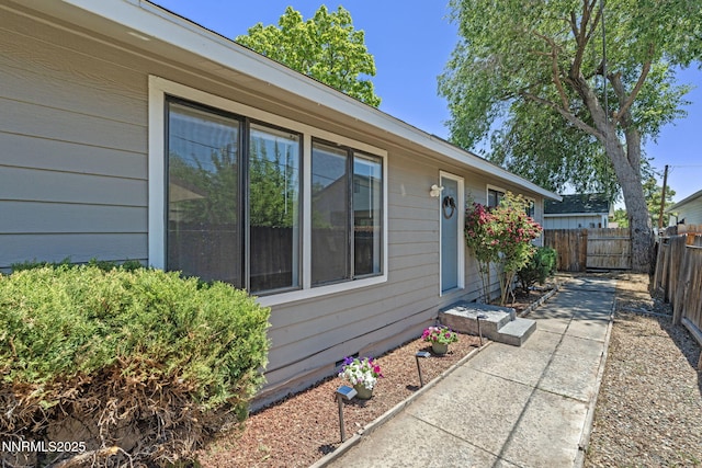 631 Thoma St, Reno, NV 89502 - photo 2