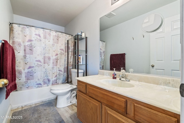 5886 Wishbone Ct, Sun Valley, NV 89433 - bathroom featuring vanity, wood finished floors, and shower / bath combo