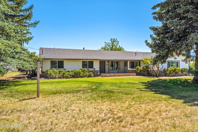 1513 S Riverview Dr, Gardnerville, NV 89460 - single story home with a front yard