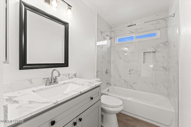 2719 Chavez Dr, Reno, NV 89502 - full bath featuring vanity and shower / bathtub combination