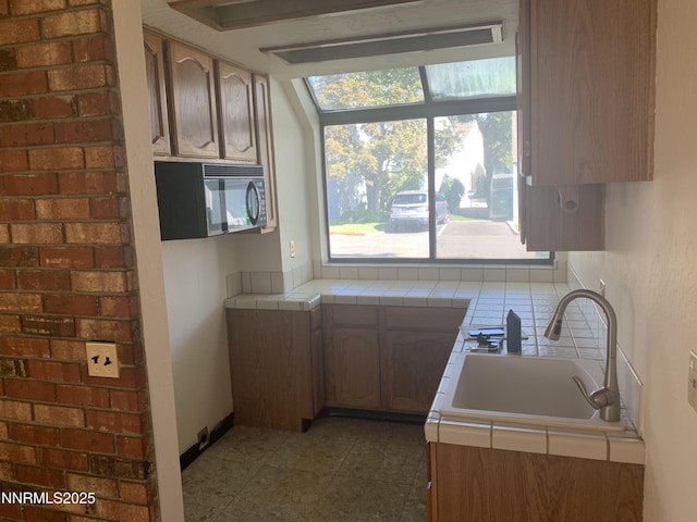 2545 Garfield Dr, Sparks, NV 89431 - photo 4