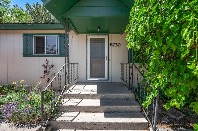 8720 Aquifer Way, Reno, NV 89506 - property entrance