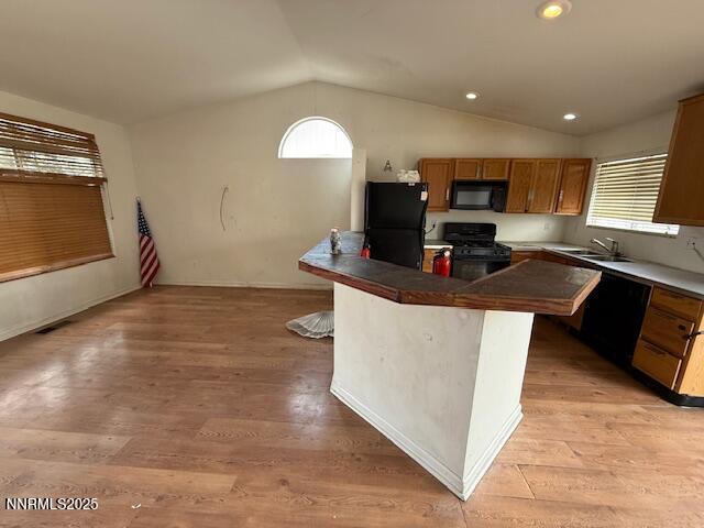 8275 Shifting Sands Dr, Reno, NV 89506 - photo 3