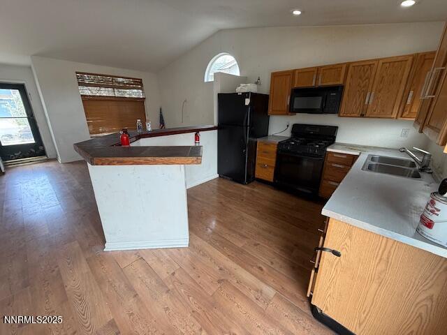 8275 Shifting Sands Dr, Reno, NV 89506 - photo 4