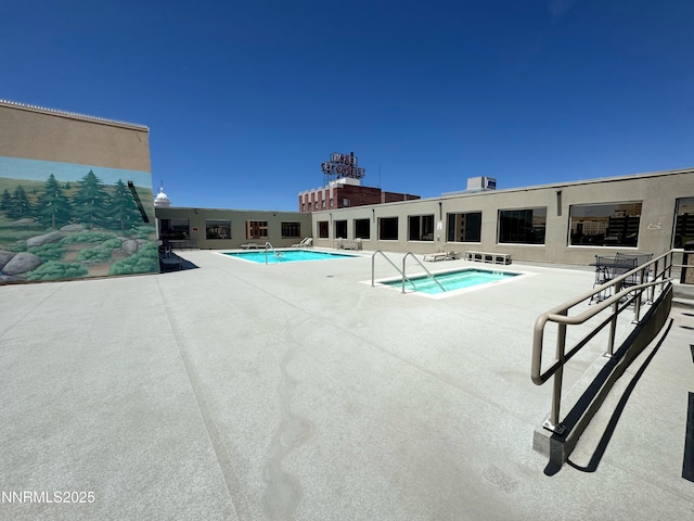 200 W 2nd St Unit 1107, Reno, NV 89501 - community pool with a patio area