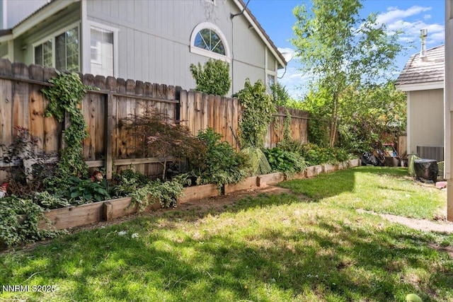 976 Leah Cir, Reno, NV 89511 - view of fenced backyard