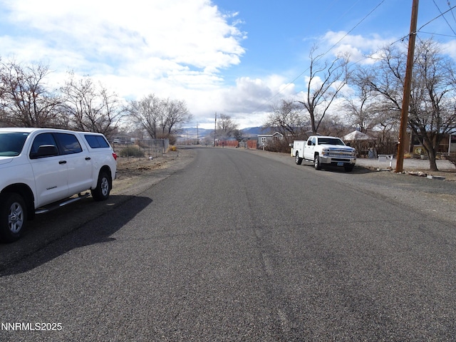 4915 Cheyenne Trl, Stagecoach, NV 89429