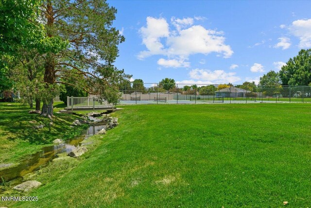 7560 Lighthouse Ln, Reno, NV 89511 - view of yard featuring a tennis court