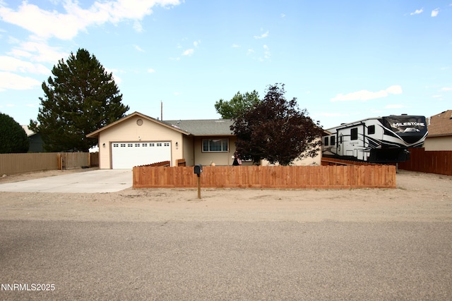 10 Scarsdale Dr, Yerington, NV 89447 - photo 3