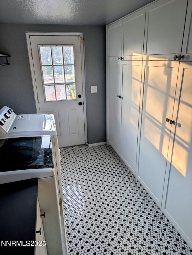 1640 Liston Ave, Reno, NV 89502 - washroom with separate washer and dryer and cabinet space